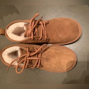 UGG BOOTS